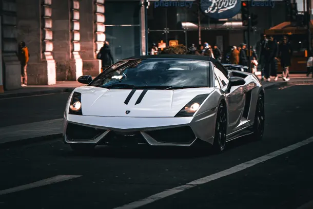 קזינו רויאל אייס אפליקציית Android/iOS